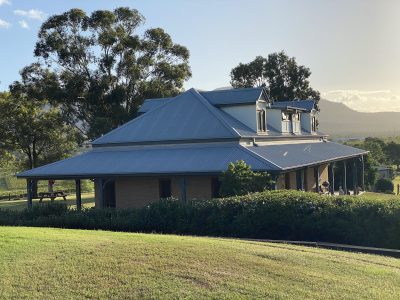 Berenbell Lodges & vineyard views Berenbell Lodges & vineyard views