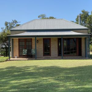 Berenbell's One Bedroom Cottage
