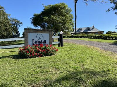 IMG_0599 Berenbell's entranceway