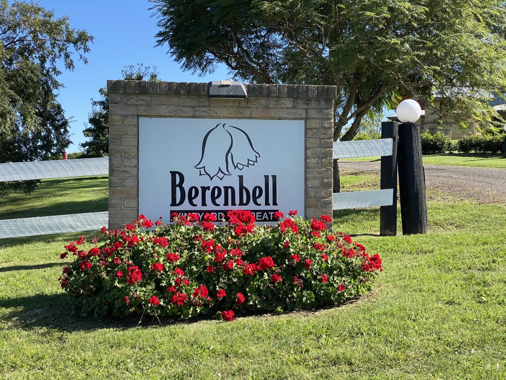 Berenbell's blossoming geraniums